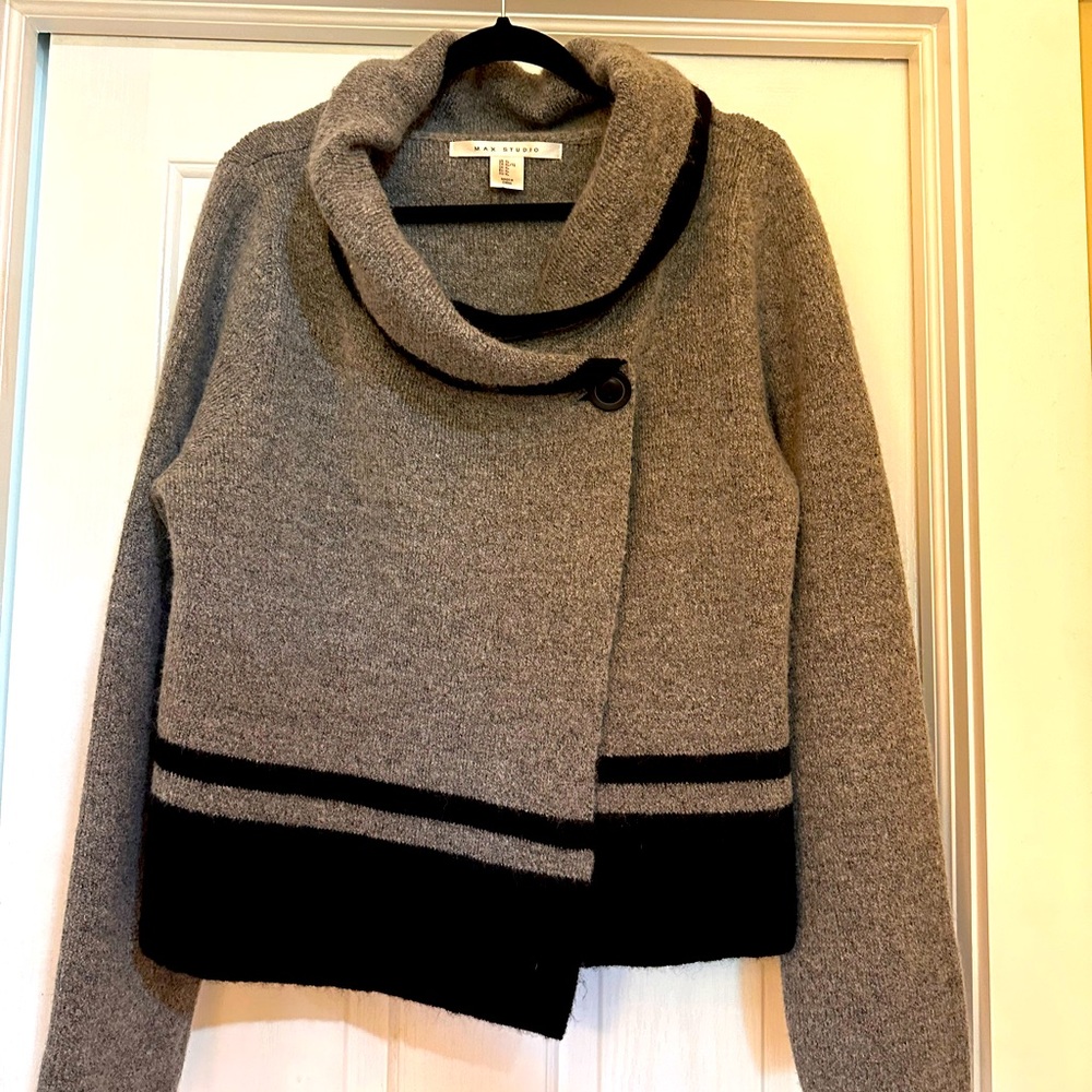 Button crossover sweater